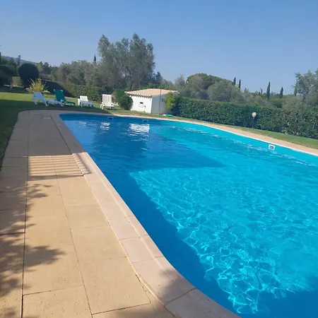 Oasis Encosta Casa de Férias Estibeira